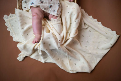Süße Babydecke für den Frühling und Sommer